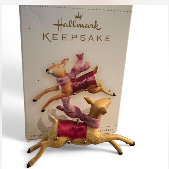 2006 Hallmark Keepsake Reindeer Ornament - Daughter - Picture 2 of 4